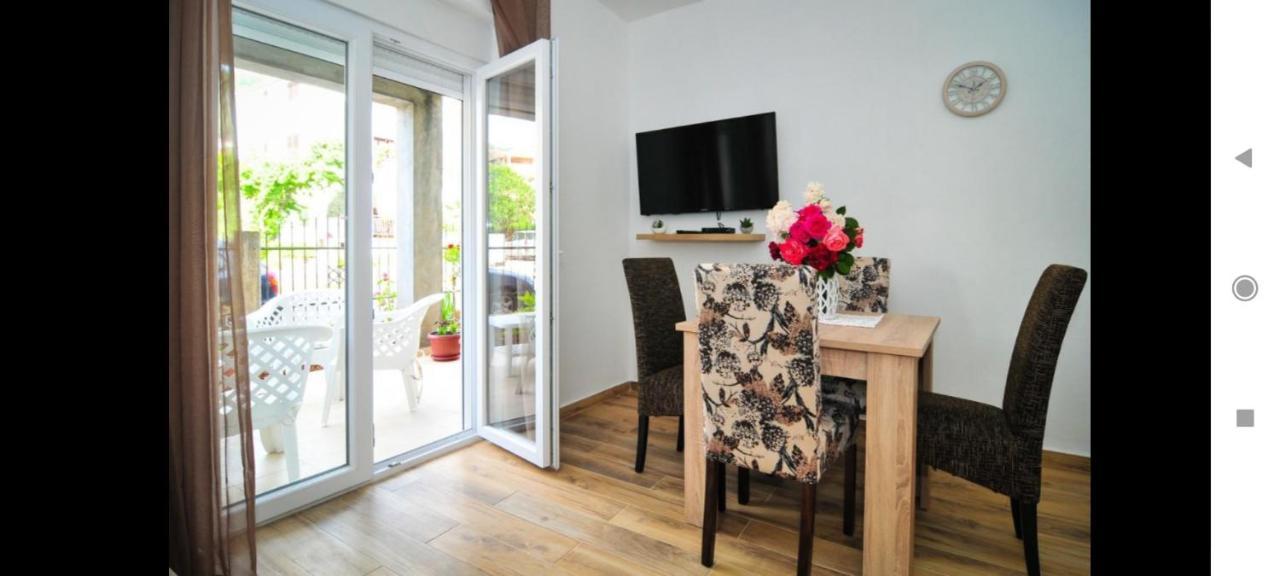 Apartmani Bekonja Tivat Exterior foto