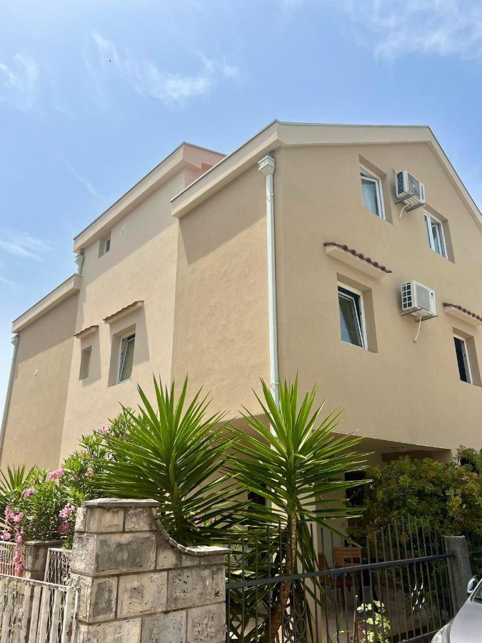 Apartmani Bekonja Tivat Exterior foto